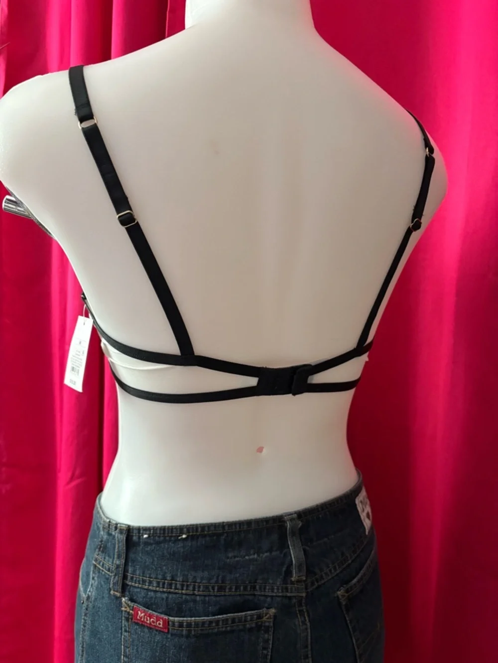 Auden Black Lace Underwire Bra with Strappy Detail - Picture 3 of 12